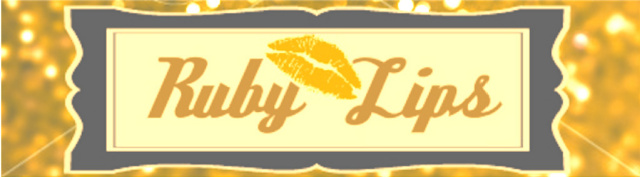 Ruby Lips: glitter lips kit in "Goodnight"